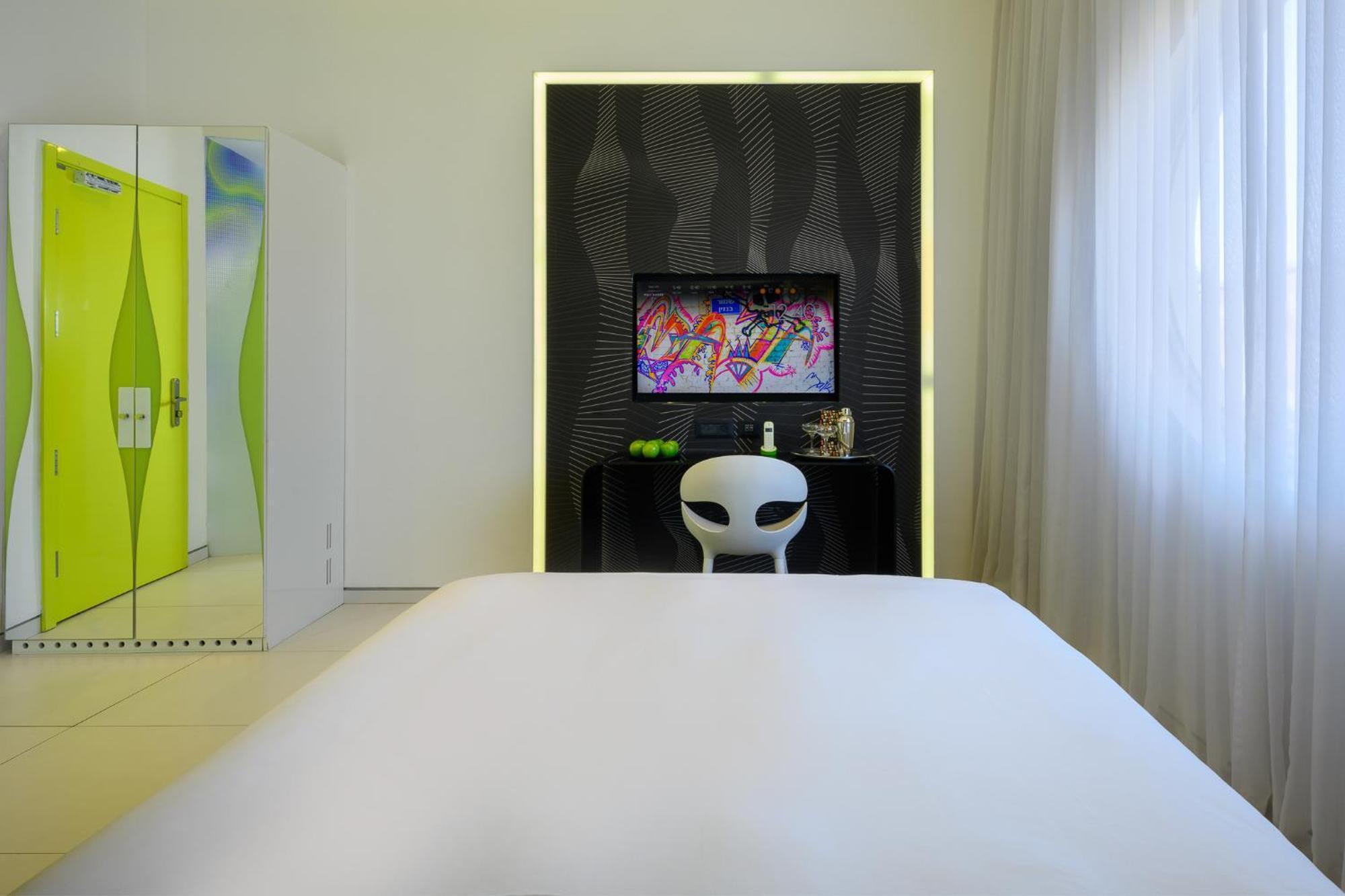 Poli House By Afi Hotel